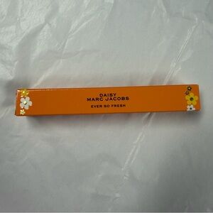 Marc Jacobs Daisy Ever So Fresh Eau de Parfum Spray 10mL